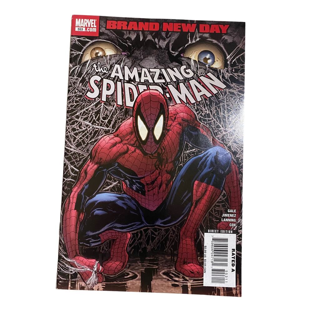 MARVEL AMAZING SPIDER-MAN #553 May 2008 Freak Appearance Brand New Day